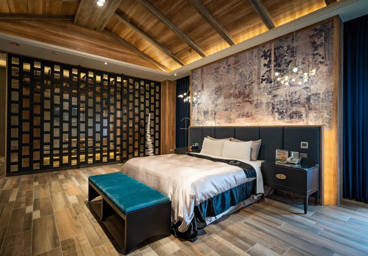 Aquarius Motel Taichung Extérieur photo