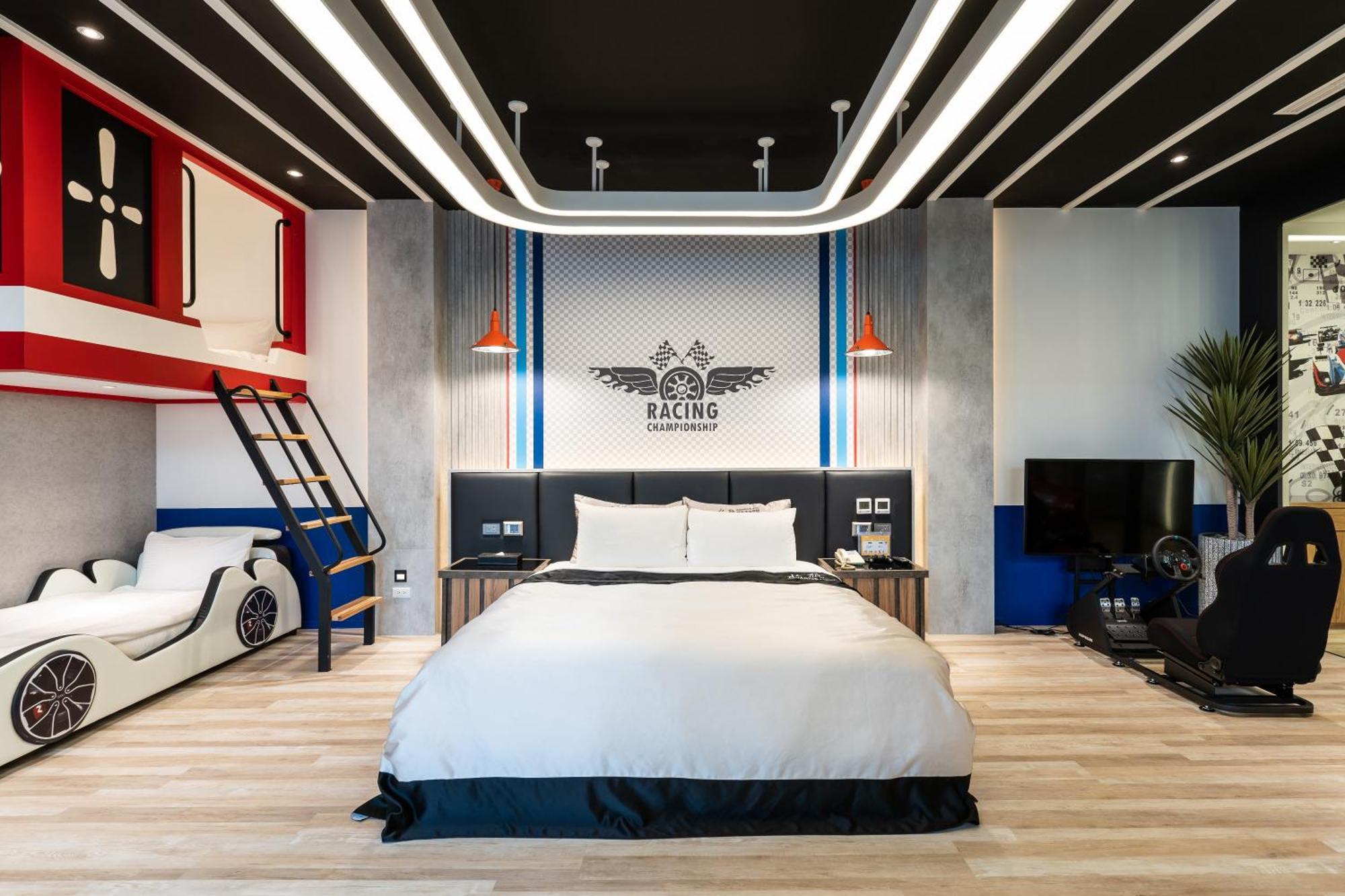 Aquarius Motel Taichung Extérieur photo