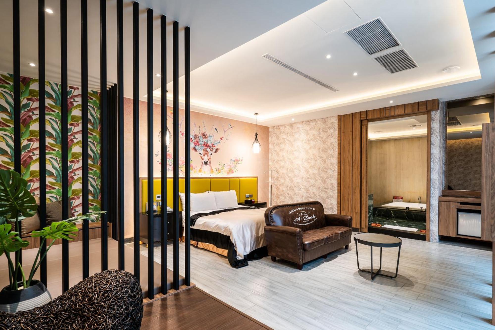 Aquarius Motel Taichung Extérieur photo