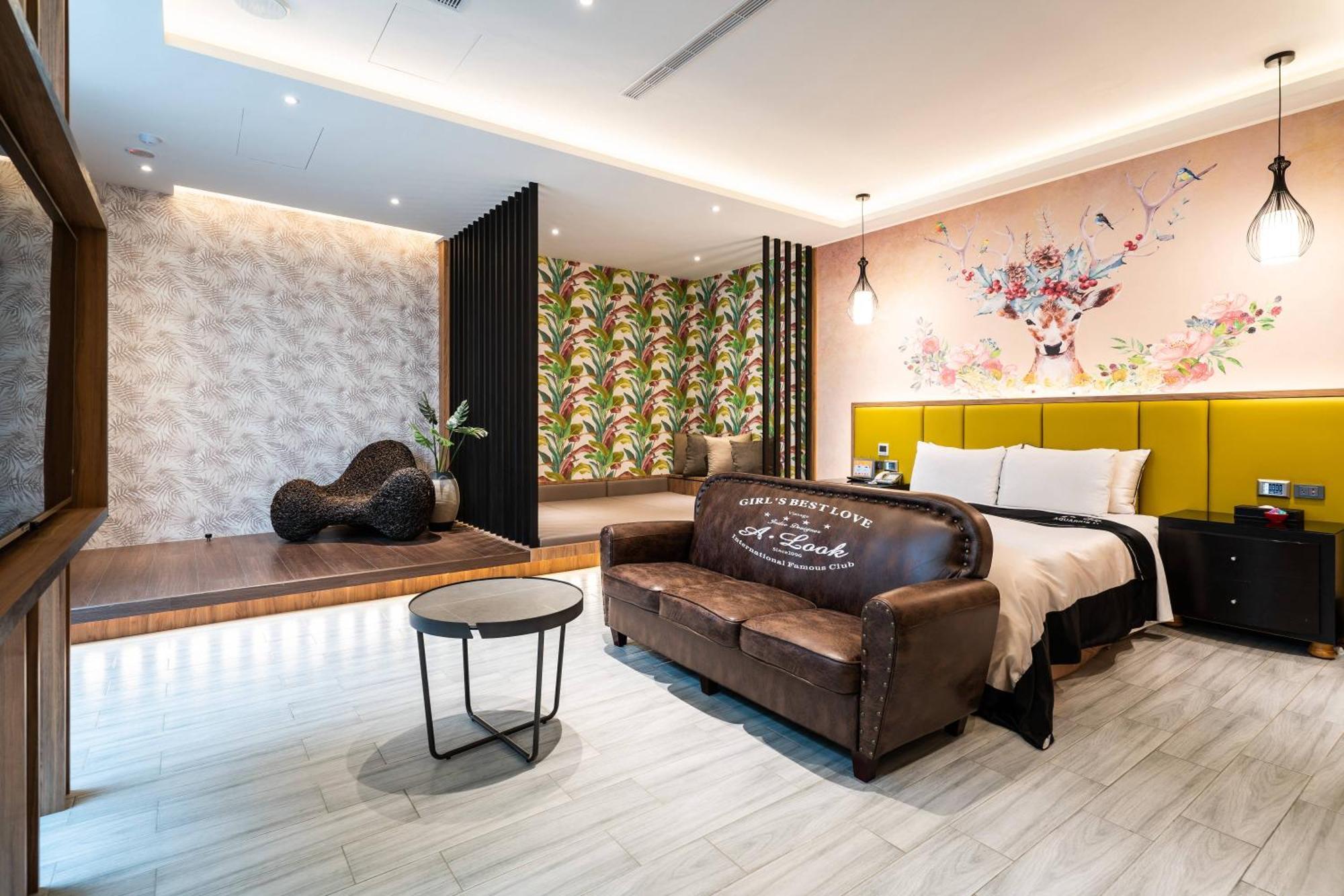 Aquarius Motel Taichung Extérieur photo
