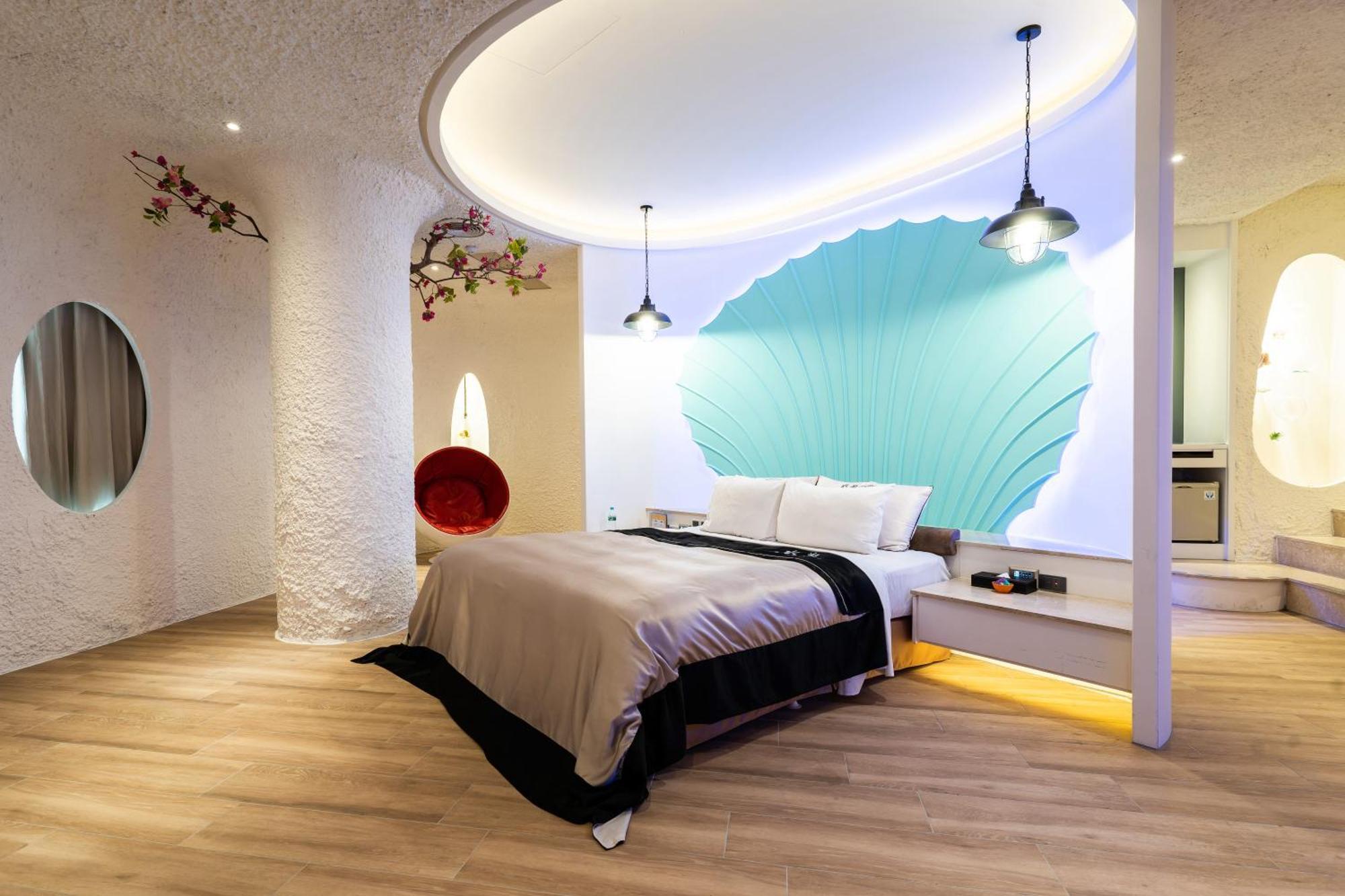 Aquarius Motel Taichung Extérieur photo