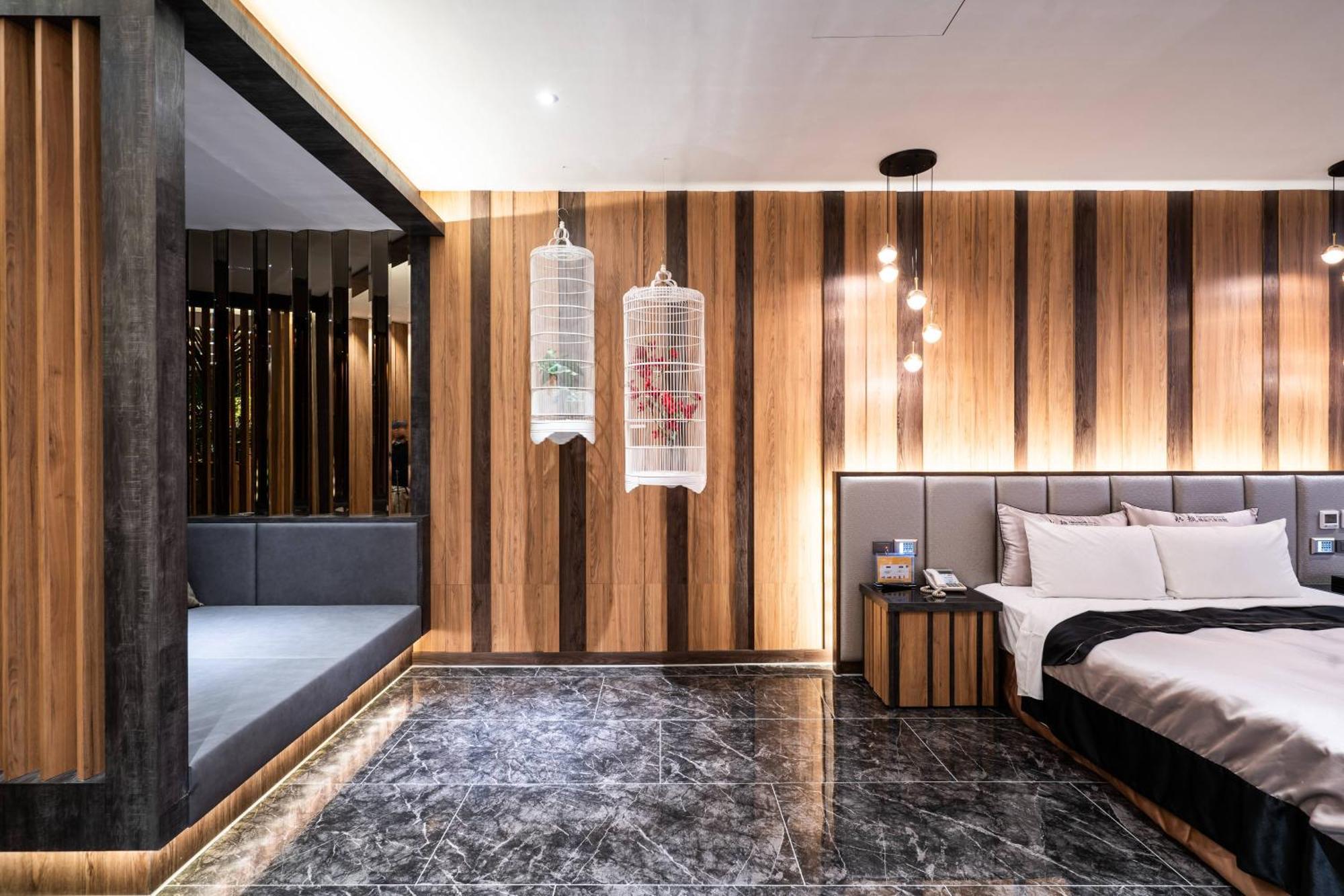 Aquarius Motel Taichung Extérieur photo